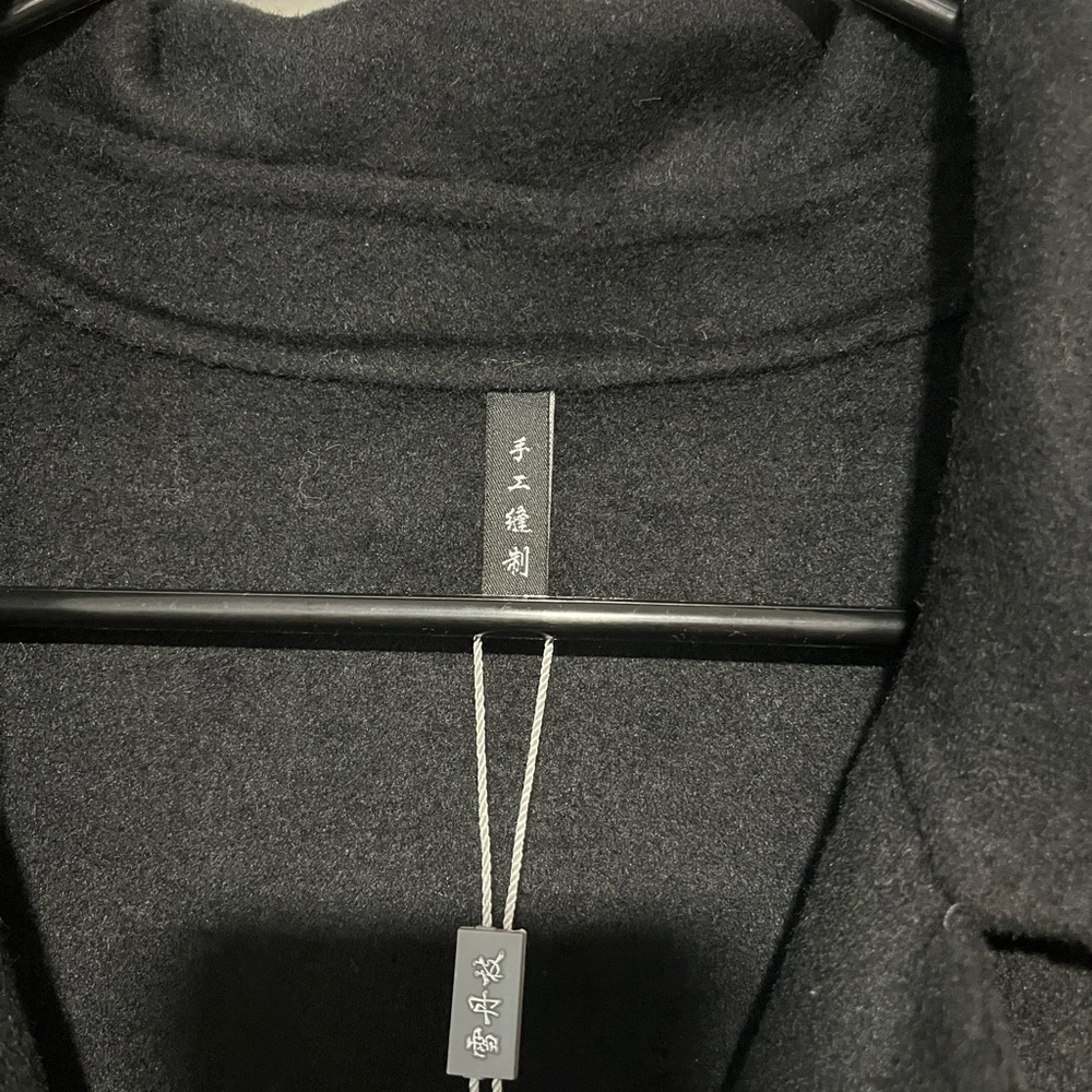 100% Wool Black Women's Coat - Picture 6 of 12